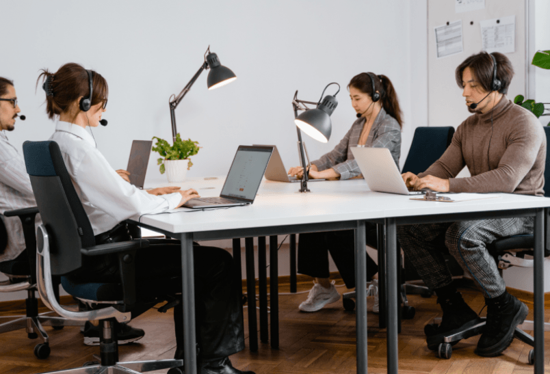 Kiedy przedsiębiorca musi podać numer infolinii w regulaminie?